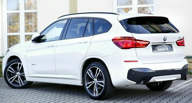 BMW X1 2.0 192KM/M-PAKIET/4x4/Automat/ HeadUpDispley/Skóry/Navi/GWARANCJA
