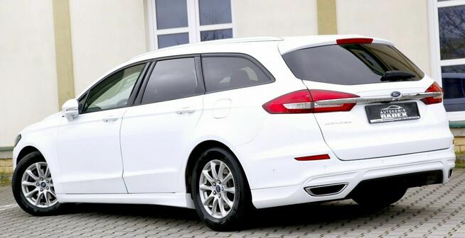 Ford Mondeo Navi/Kamera Cof/6 Biegów/ Pdc/Led/ Serwisowany/Zarejestr/GWARANCJA
