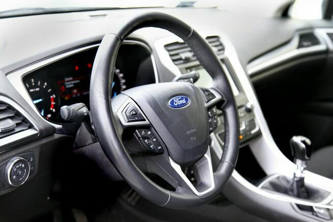 Ford Mondeo Navi/Kamera Cof/6 Biegów/ Pdc/Led/ Serwisowany/Zarejestr/GWARANCJA