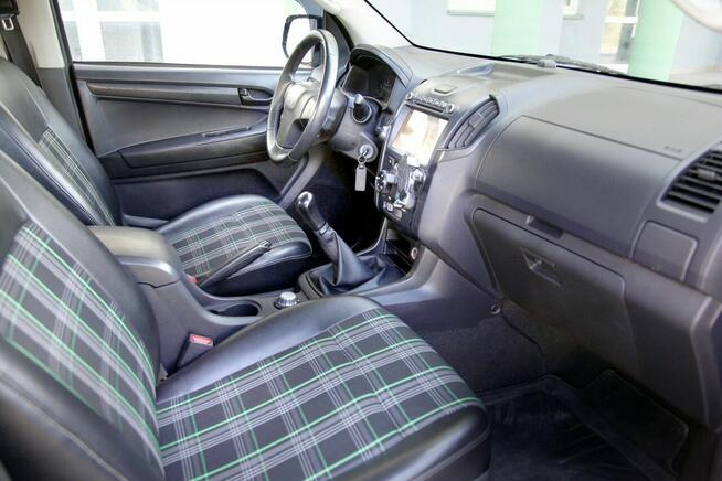 Isuzu D-Max 4x4/Navi/Pół skóry/ 6 Biegów/Serwisowany/Zarejestr/ GWARANCJA