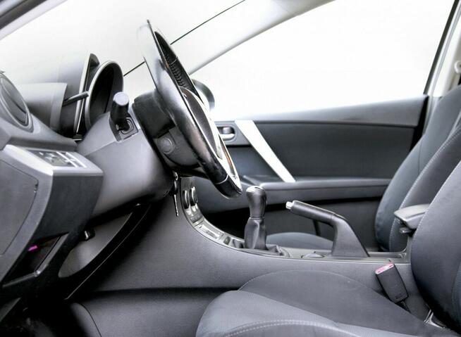 Mazda 3 1.6 105PS/Klimatronic/Parktronic/ Bezwyp/Serwisowany/GWARANCJA