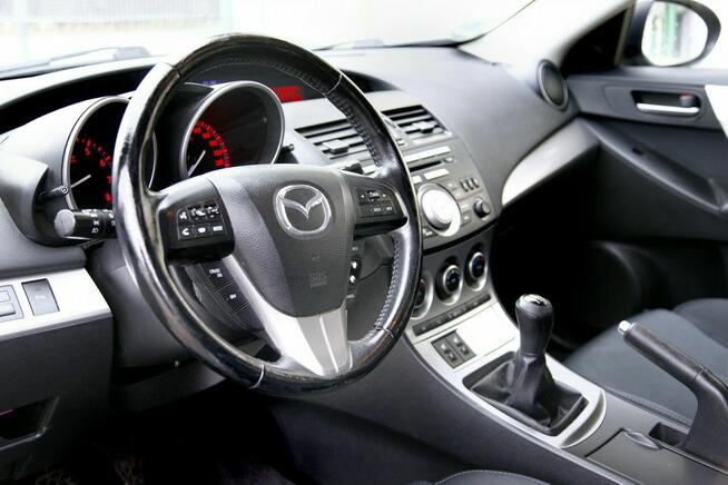 Mazda 3 1.6 105PS/Klimatronic/Parktronic/ Bezwyp/Serwisowany/GWARANCJA