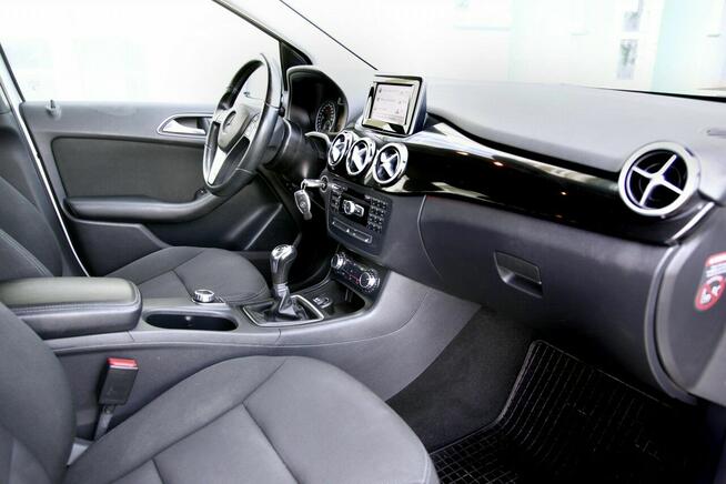 Mercedes B 180 Navi/6 Biegów/Parktronic/Klimatronic/Tempomat/ Serwisowany/GWARANCJA