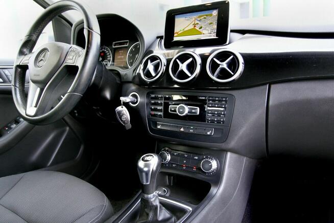 Mercedes B 180 Navi/6 Biegów/Parktronic/Klimatronic/Tempomat/ Serwisowany/GWARANCJA
