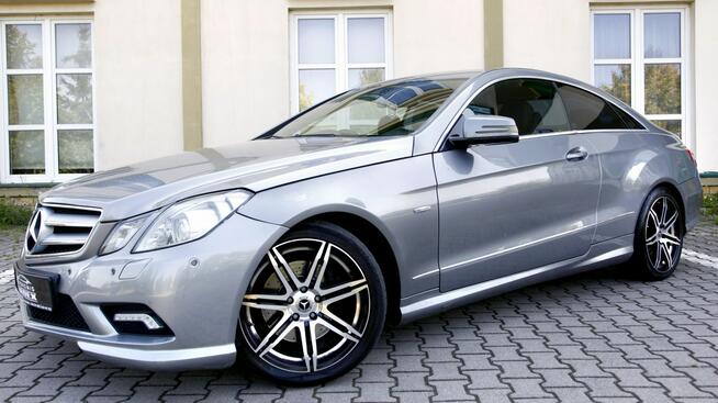 Mercedes E 350 Navi/BiXenon/Skóry/Parktronic/Tempomat/Serwisowany/ Zarejestrowany
