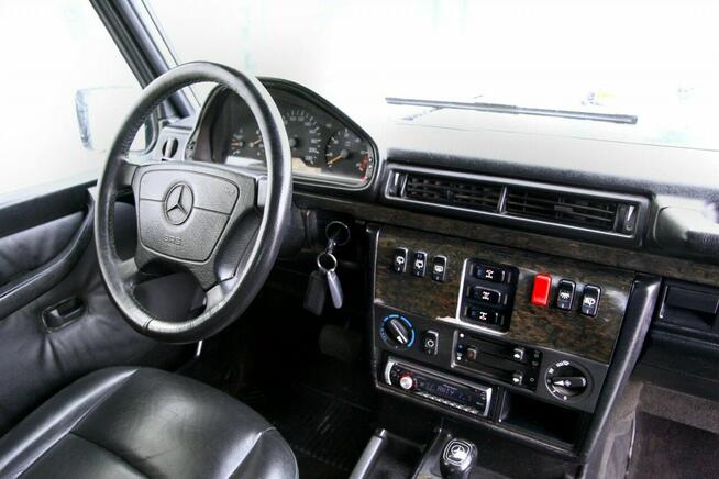 Mercedes G 300 3.0D/Automat/Skóry/Klima/4x4/ Serwisowany/Zarejestrowany