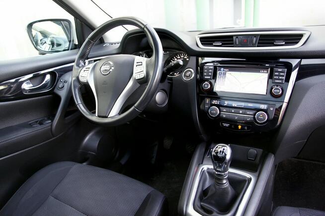 Nissan Qashqai TeknaPlus/Panorama/Kamera/Parktron/Led/6 Biegów/ Serwis/1 Ręka/GWARANT