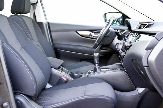 Nissan Qashqai TeknaPlus/Panorama/Kamera/Parktron/Led/6 Biegów/ Serwis/1 Ręka/GWARANT