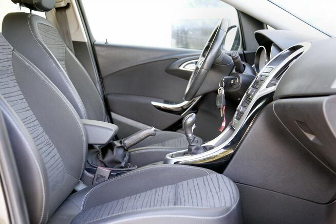 Opel Astra ENERGY/Navi/Półskóry/Klimatronic/ Tempomat/Parktronic/Serwis/GWARANCJA