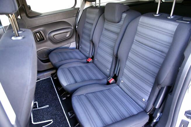 Opel Combo CDTI 100PS/Navi/Klimatronic/Parktronic/Tempomat/ Zarejest/GWARANCJA