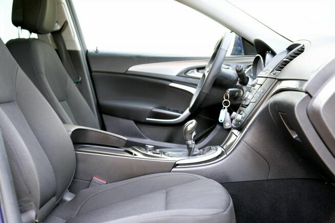 Opel Insignia Navi/BiXenon/6 Biegów/Parktronic/Tempomat/Bluetooth/ Serwis/GWARANCJA
