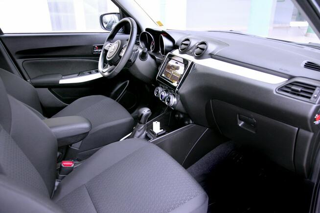 Suzuki Swift AUTOMAT/Android/CarPlay/Klimatronic/ As.Pasa Ruchu/1 Ręka/GWARANCJA