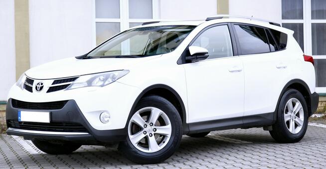 Toyota RAV-4 4X4/AUTOMAT/Navi/Kamera/Skóry/ BiXenon/Parktronic/Tempomat/GWARANCJA