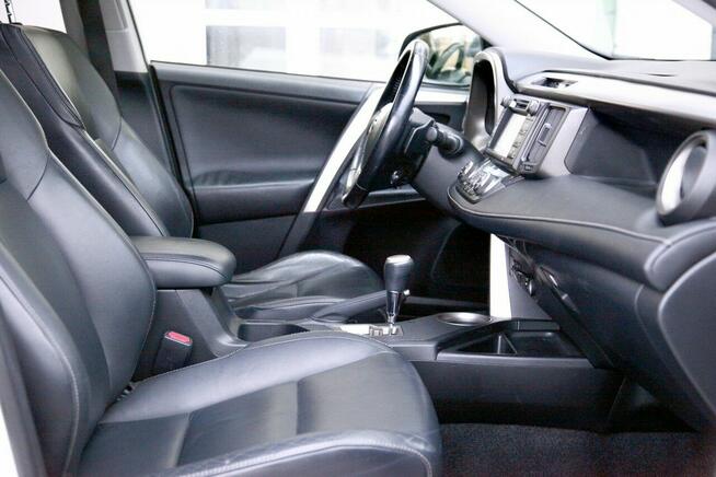 Toyota RAV-4 4X4/AUTOMAT/Navi/Kamera/Skóry/ BiXenon/Parktronic/Tempomat/GWARANCJA