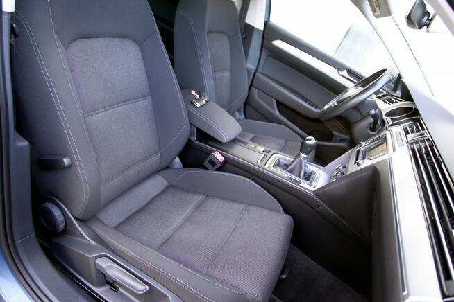 Volkswagen Passat Highline/FuLLLed/Navi/KameraCof/6 Biegów/ Parktronic/SerwisASO/GWARANT