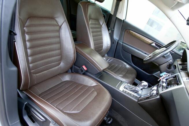 Volkswagen Passat EXCLUSIVE/DSG/ Skóry/Navi/Kamera/BiXenon/ Parktronic/Serwis/GWARANCJA