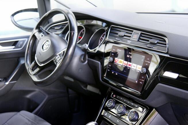 Volkswagen Touran SalonPL/DSG/Bezwyp/1 Ręka/HIGHLINE/7 Foteli/Led/Alcantara/Navi/Kamera