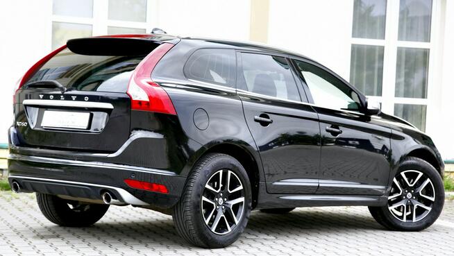 Volvo XC 60 RDESIGN/Navi/Kamera/Panorama/Skóry/ HarmanKardon/Serwis/GWARANCJA
