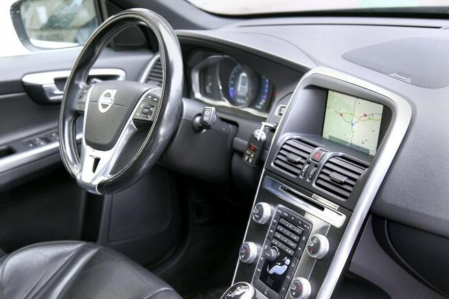 Volvo XC 60 RDESIGN/Navi/Kamera/Panorama/Skóry/ HarmanKardon/Serwis/GWARANCJA