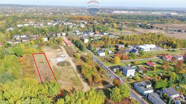 Malownicza działka budowlana w otoczeniu lasu