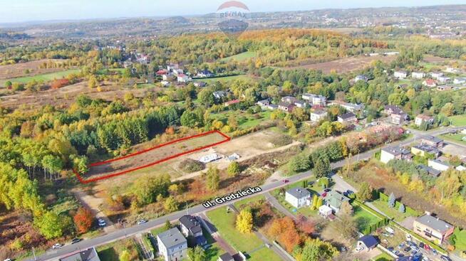 Malownicza działka budowlana w otoczeniu lasu