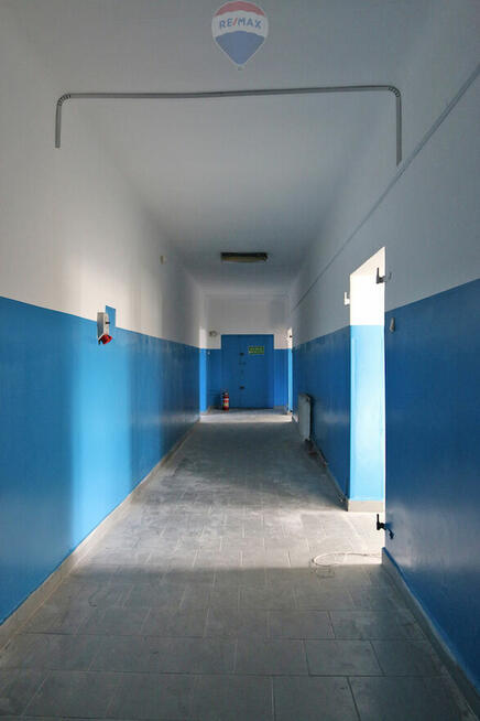 Budynek magazynowy z częścią biurową na wynajem