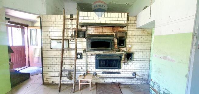 Budynek mieszkalny z częścią usługową