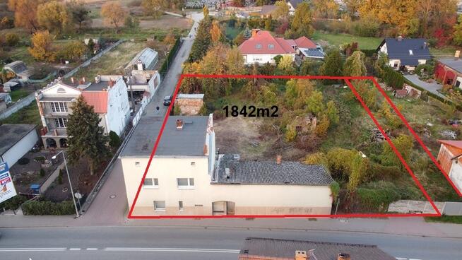 Dom przy głównej ul. Skorogoszczy z dużą działką