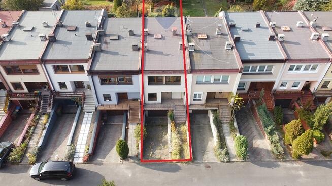 Atrakcyjny dom szeregowy w centrum Rybnika