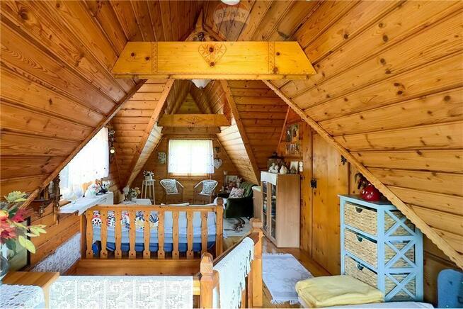 BLACK WEEKS - Drewniany dom w stylu zakopiańskim