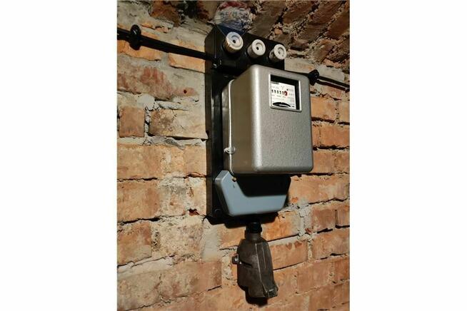 Klimatyczna piwnica przy dworcu Jasienica-Jaworze