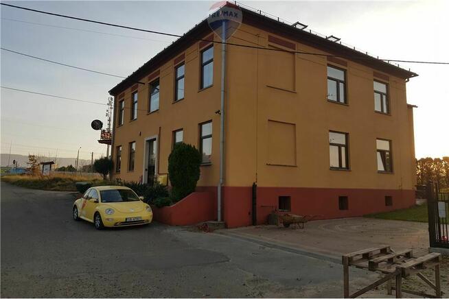 Klimatyczna piwnica przy dworcu Jasienica-Jaworze