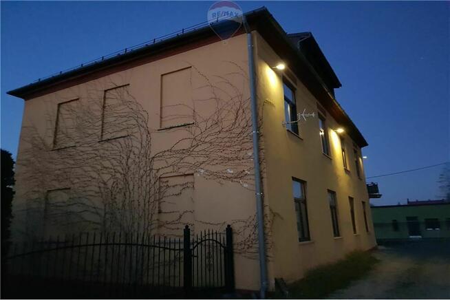 Klimatyczna piwnica przy dworcu Jasienica-Jaworze