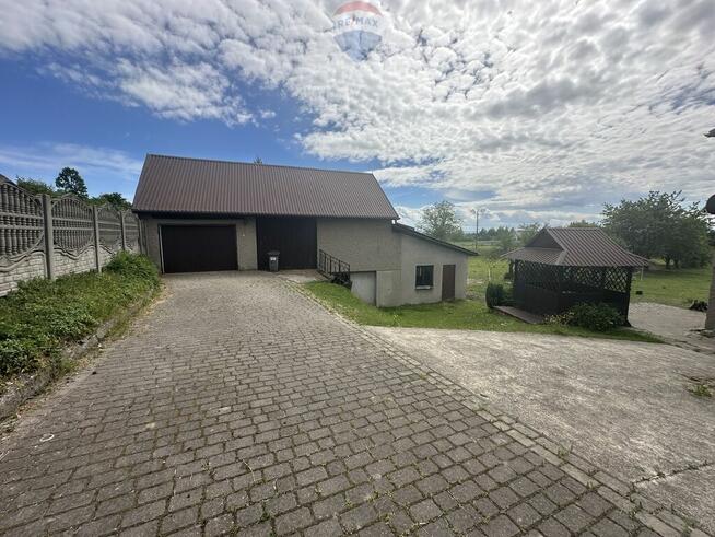 Duży dom i duża działka przy DW780 pierwsza linia