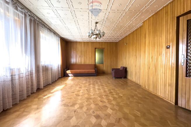 Duży dom i duża działka przy DW780 pierwsza linia