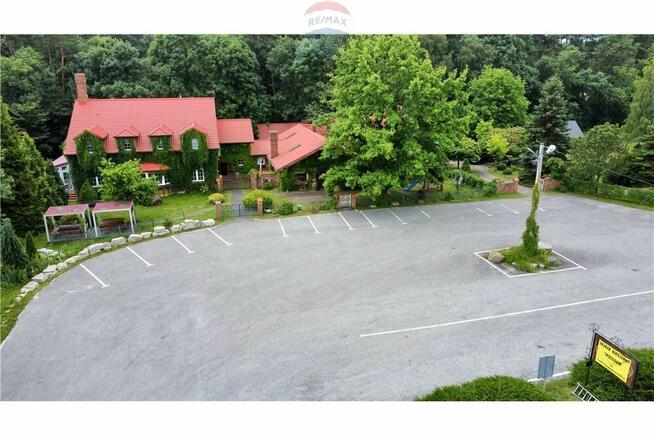 Zajazd z salą weselną i restauracją