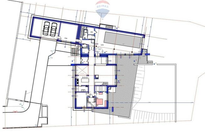 Dom marzeń przy ścianie lasu