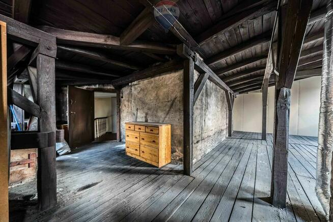 Obszerne klimatyczne poddasze strych Jeżyce