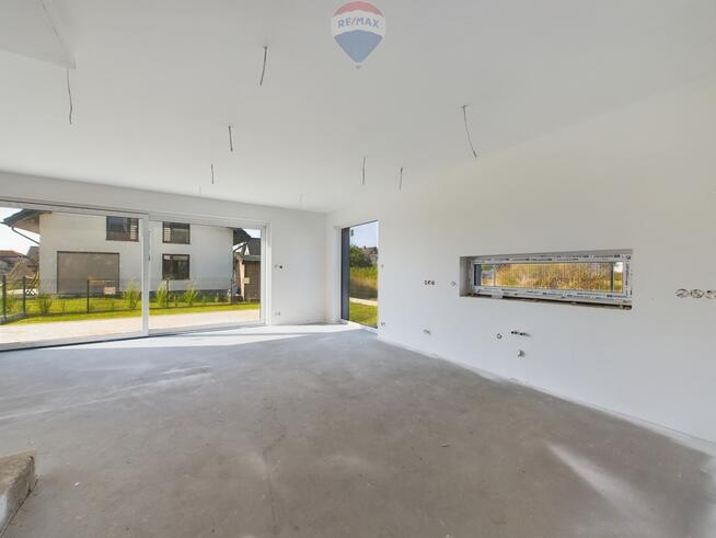 Piękny dom w zabudowie bliźniaczej Kołobrzeg!