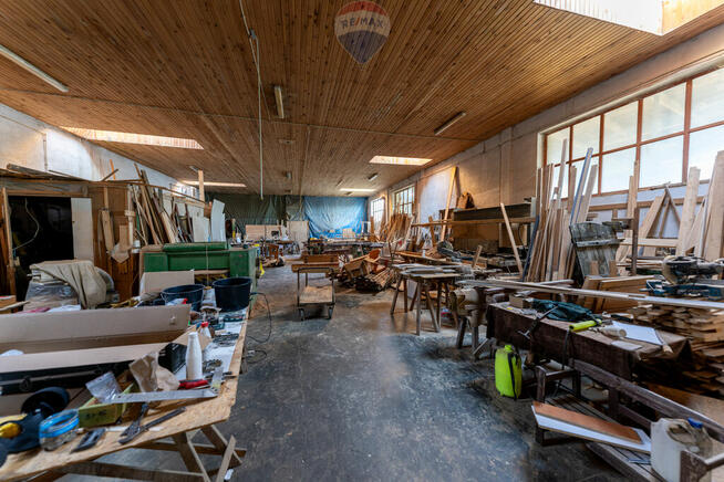 Na sprzedaż! Stolarnia z budynkiem mieszkalnym.