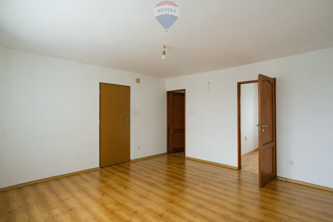 Dwa mieszkania, 2 pokoje i kawalerka Byszew