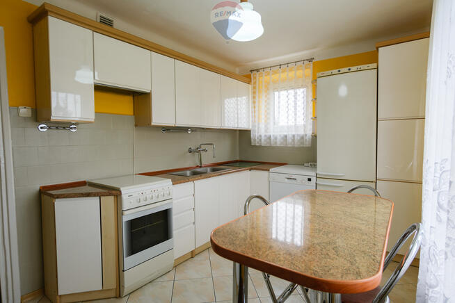 Dwa mieszkania, 2 pokoje i kawalerka Byszew