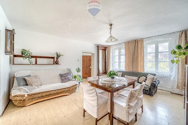 Dom z dużą działką 1.700 m², pośród jezior