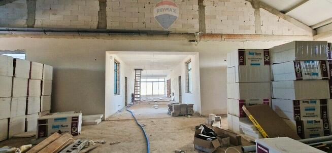 Centrum handlowo-usługowe 1300 m2 Tarczek, Pawłów