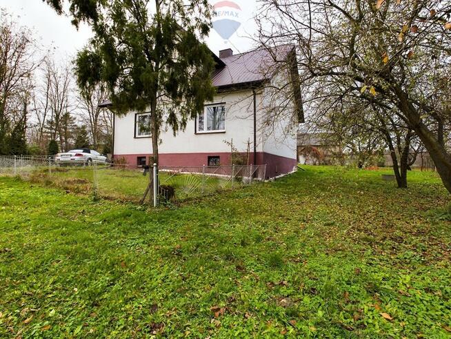 Urokliwy Dom z Dużą Działką i Sadem w Szyszczycach