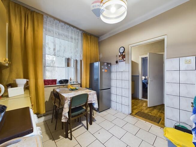 Urokliwy Dom z Dużą Działką i Sadem w Szyszczycach