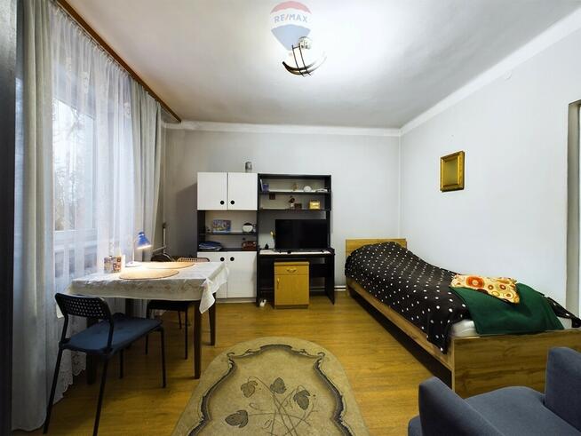 Urokliwy Dom z Dużą Działką i Sadem w Szyszczycach