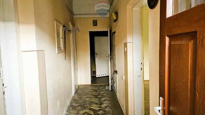 Budynek 130 m2 do zamieszkania lub pod działalność