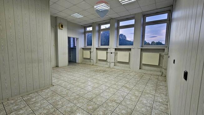 Wyjątkowa Okazja: Wynajmij Lokal Usługowy w Starac