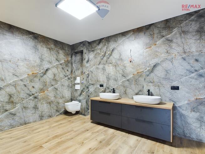 Atrakcyjny Wynajem Lokali w Rudce